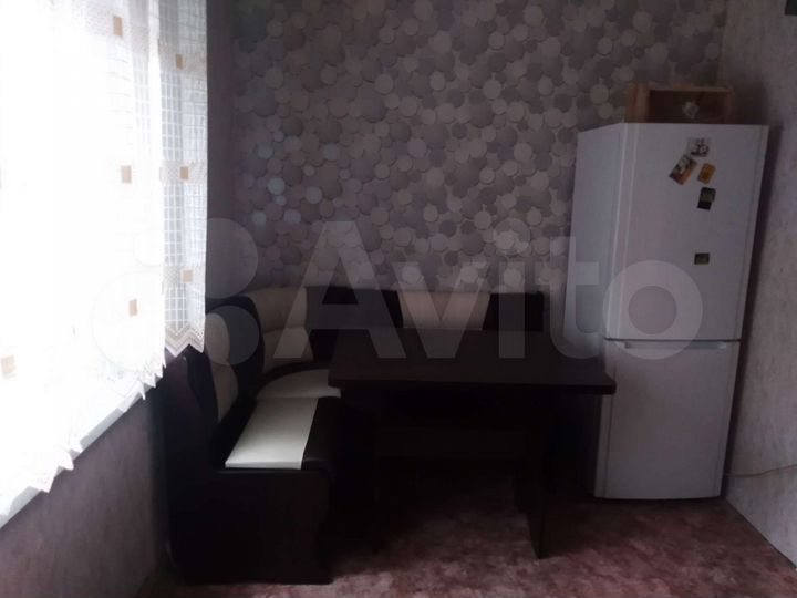 3-к. квартира, 70 м², 1/2 эт.