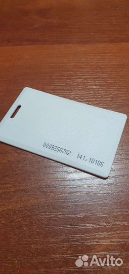 Карта Em-marine TK4100Clamshell с прорезью