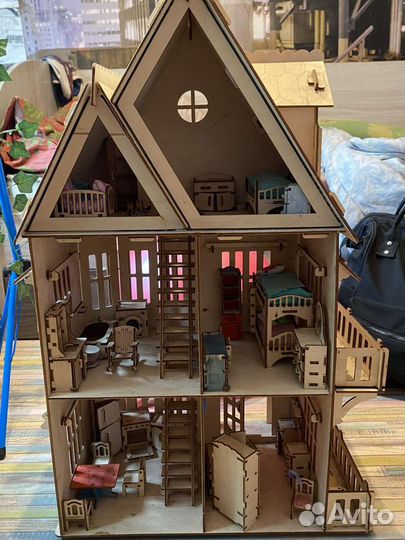 Кукольный домик