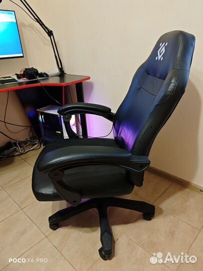 Компьютерное кресло Defender Master