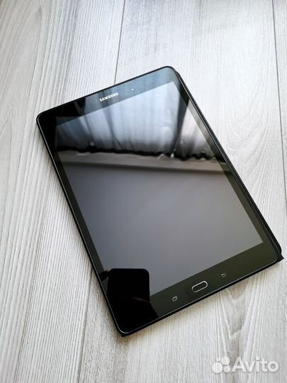 Планшет Samsung galaxy tab a + чехол книжка