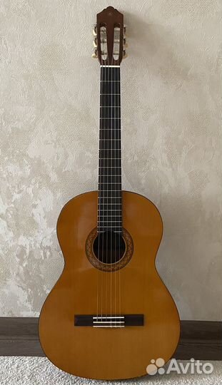 Классическая гитара yamaha c40