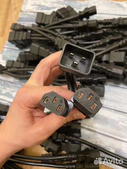 Кабель питания С20х2С13 раздвоенный C13 качество