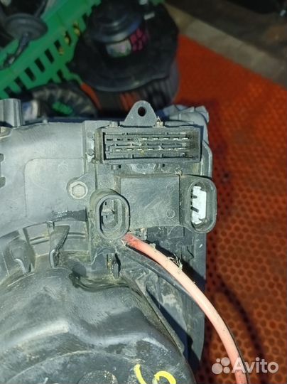 Моторчик отопителя Renault Symbol