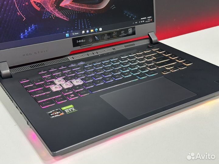 Asus Rog Strix 144Hz Ryzen 7 16G озу RTX3050ti