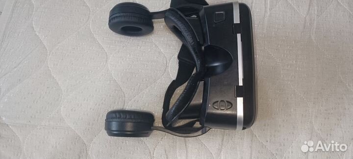 Комплект 3D-очков VR shinecon G04E с наушниками