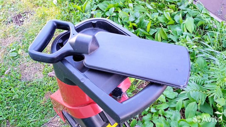 Измельчитель веток садовый Elitech