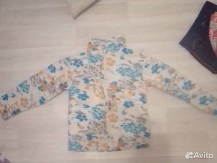 Кофта для девочки лет 5-8