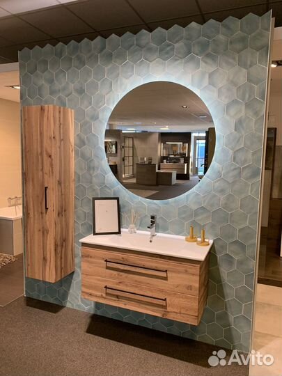 Зеркало с подсветкой круглое Vanessa