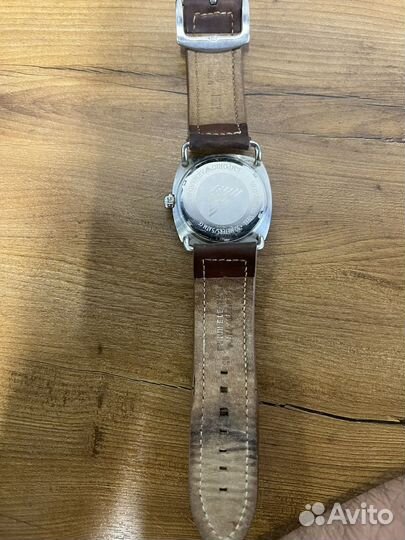 Наручные часы