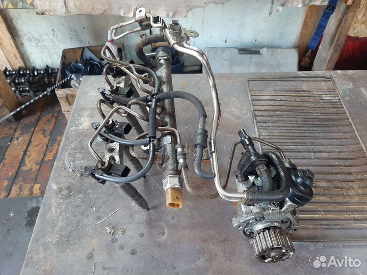 Топливный насос рампа форсунки