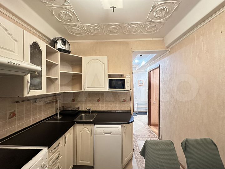 2-к. квартира, 46 м², 1/10 эт.