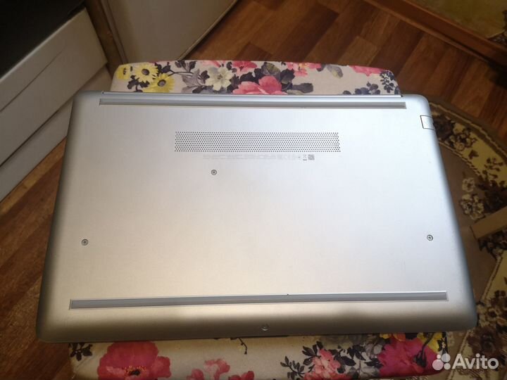 Бюджетный игровой нoут HP с Full HD и SSD