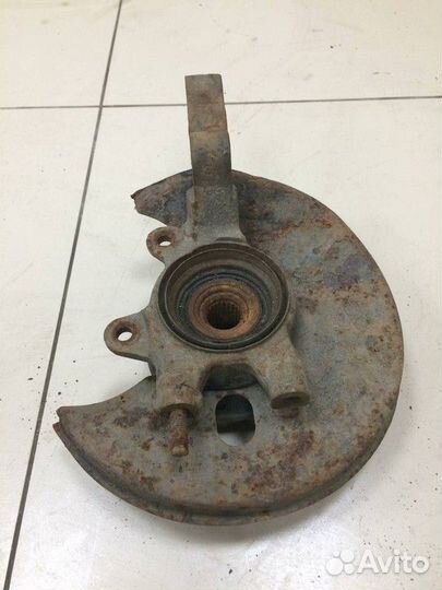 Кулак поворотный передний правый LADA 2108