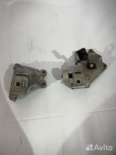 Кронштейн двигателя bmw 5 g30