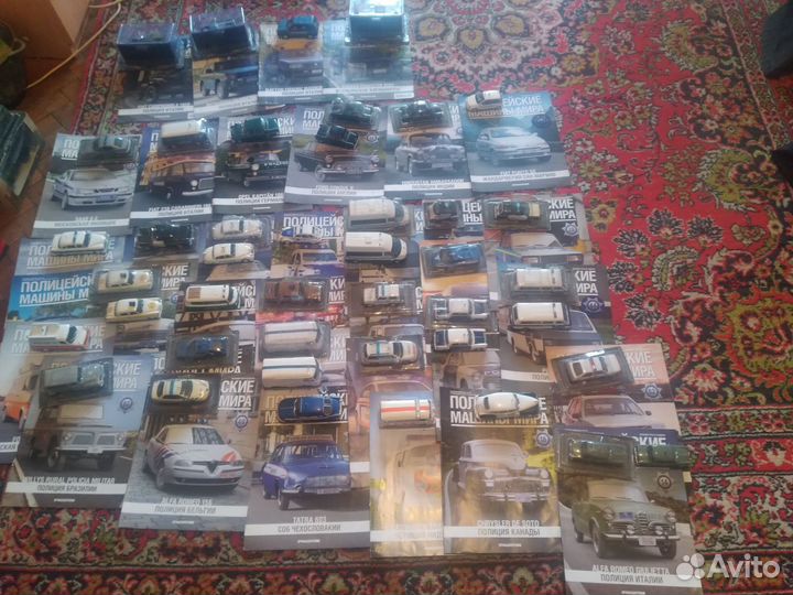Модели 1:43 полицейские автомобили мира