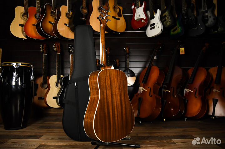 Гитара акустическая + Аксессуары