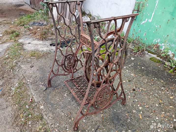 Станина зингер