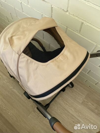 Коляска прогулочная Gugas