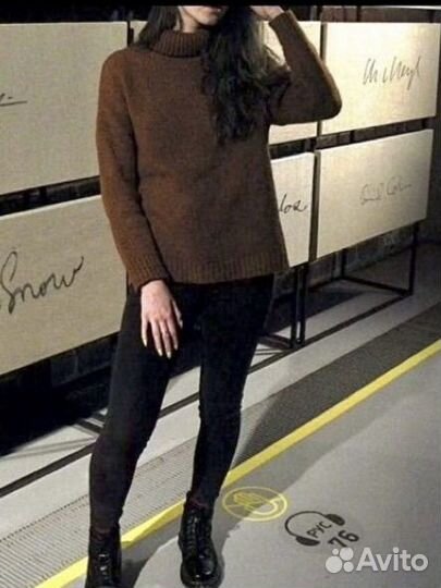 Свитер женский