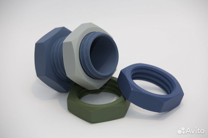 Эксклюзивный органайзер в виде болта и гаек