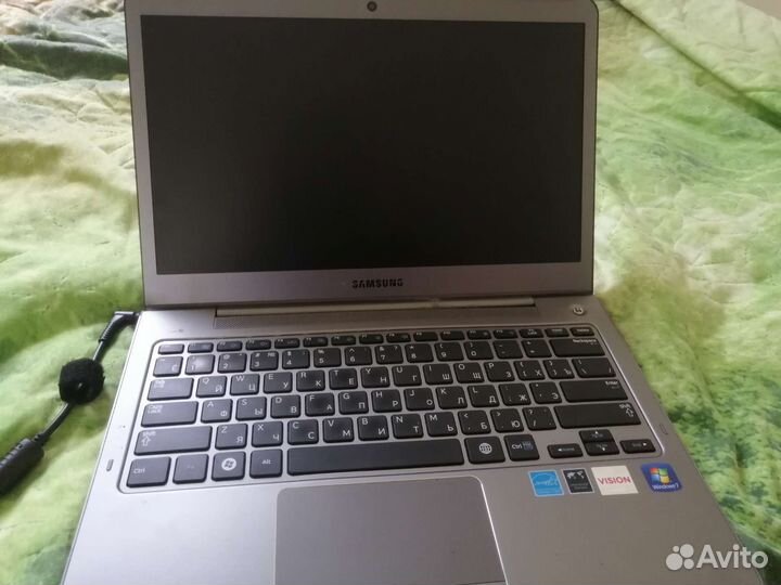 Ультрабук samsung
