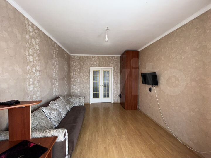 2-к. квартира, 56 м², 6/9 эт.