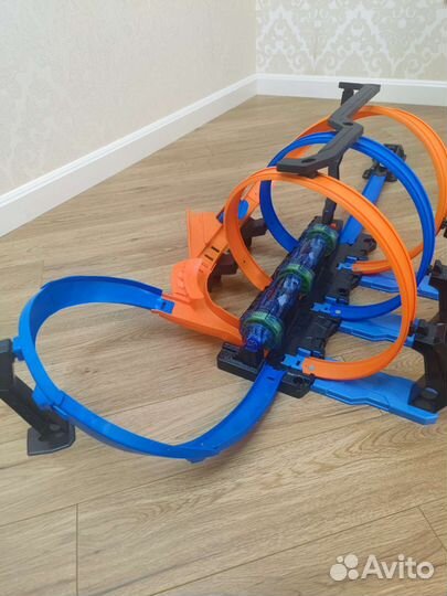 Гоночный трек hot wheels оригинал
