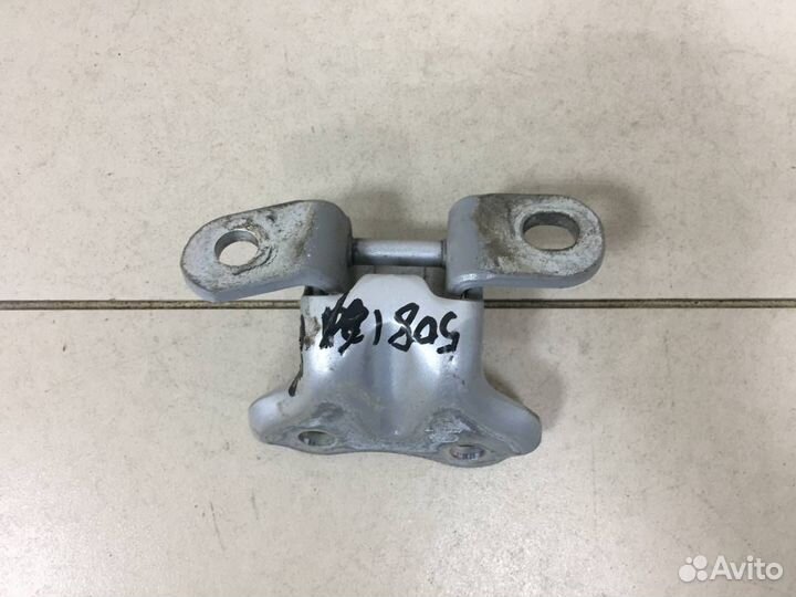 Петля двери задней правой верхняя Hyundai Solaris 2010-2017