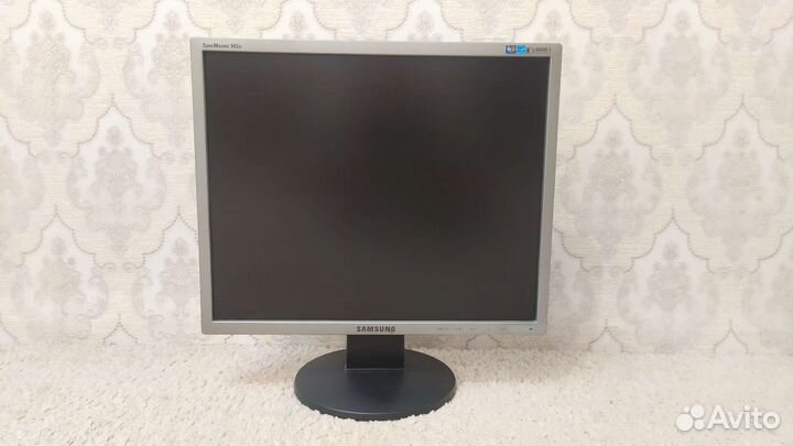 Монитор Samsung SyncMaster 943N 19 дюймов
