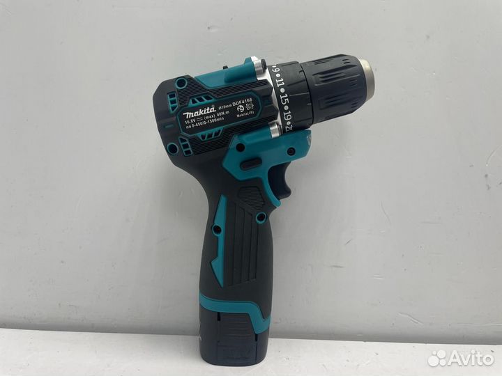 Аккумуляторный шуруповерт Makita DDF4168