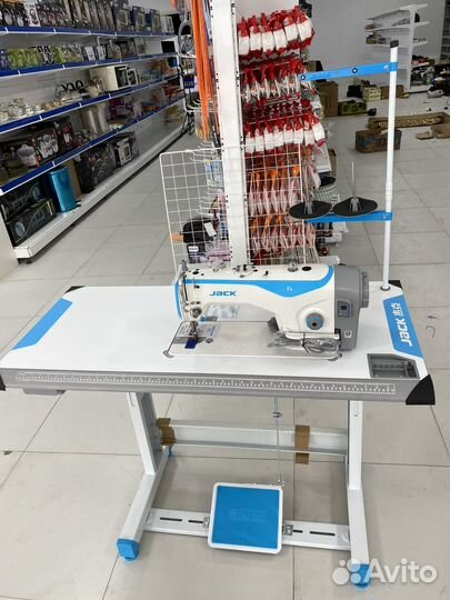 Швейная машина