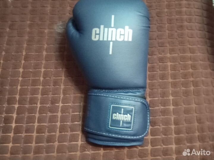 Боксерские перчатки 12 oz clinch