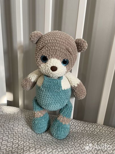 Плюшевый мишка вязаный