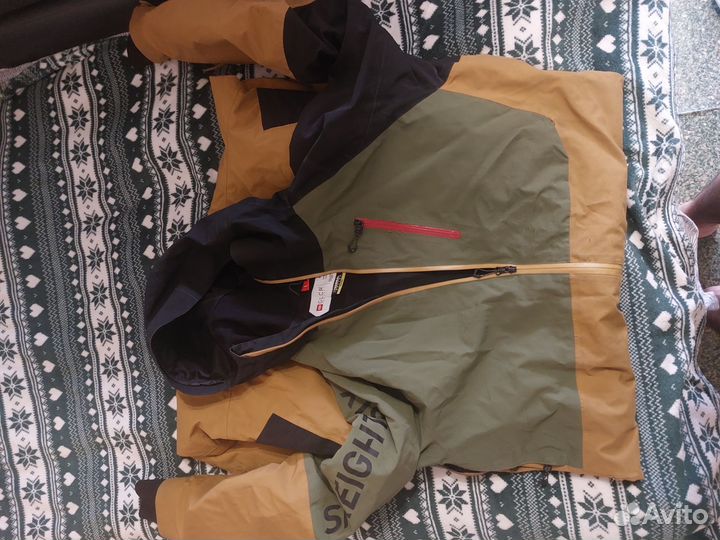 Комбинезон сноубордический 686