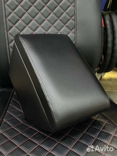 Подлокотник Hyundai Solaris