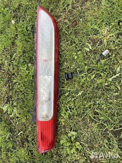 Фонарь задний правый ford focus 2