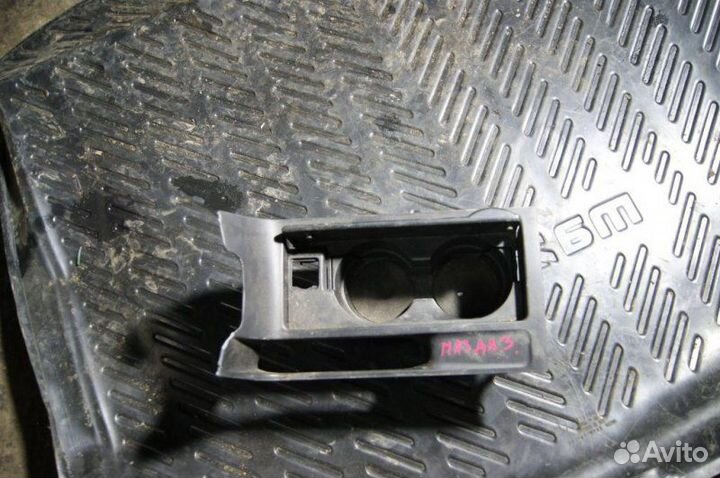 Подстаканник Mazda Mazda 3 BK 1.6 Z6 105Л.С 2005