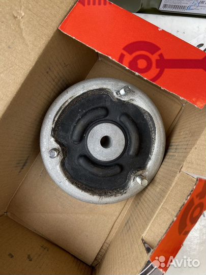 Опора амортизатора заднего BMW E60 all 03) /E63 a