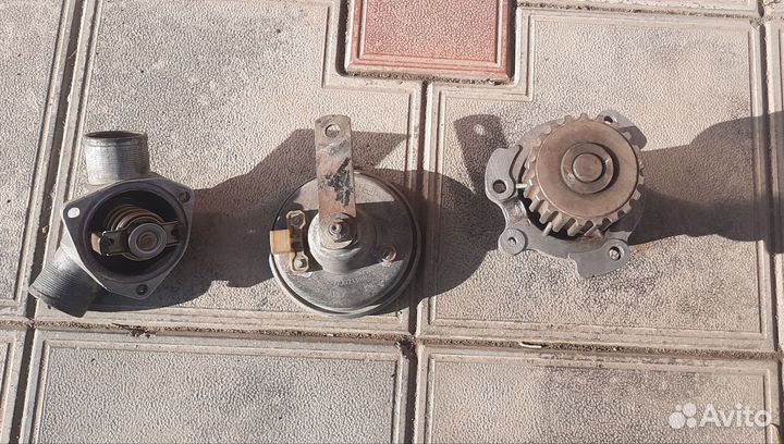 Помпа 16 клапанный на приору