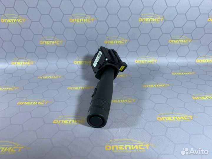 Переключатель поворотов Opel Astra J