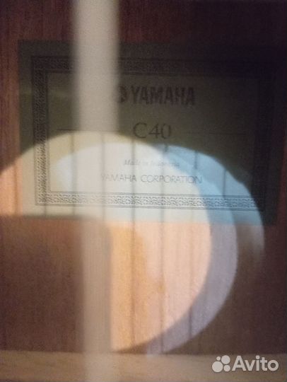 Классическая гитара yamaha c40