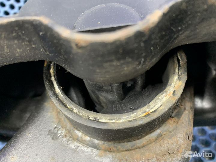 Рычаг задний правый продольный VW Tiguan / Тигуан