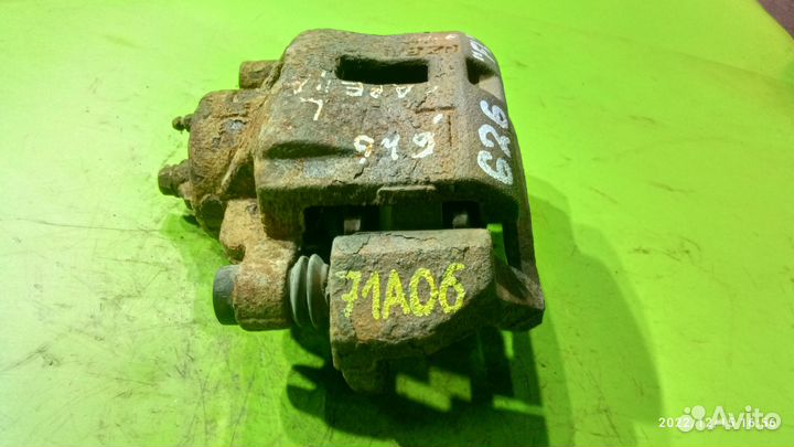 Суппорт передний левый для Mazda 626 GF