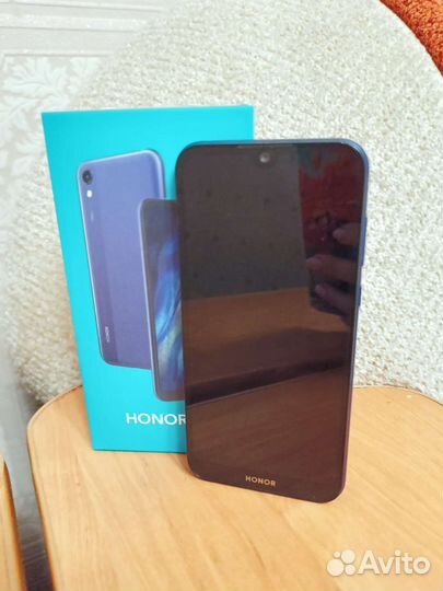 Телефон honor 8s