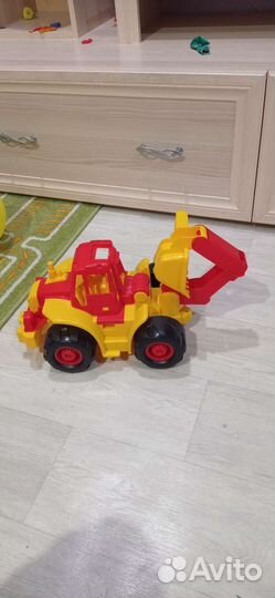 Детский трактор