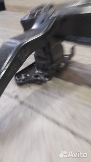 Усилитель бампера передний Volkswagen Polo 6 С