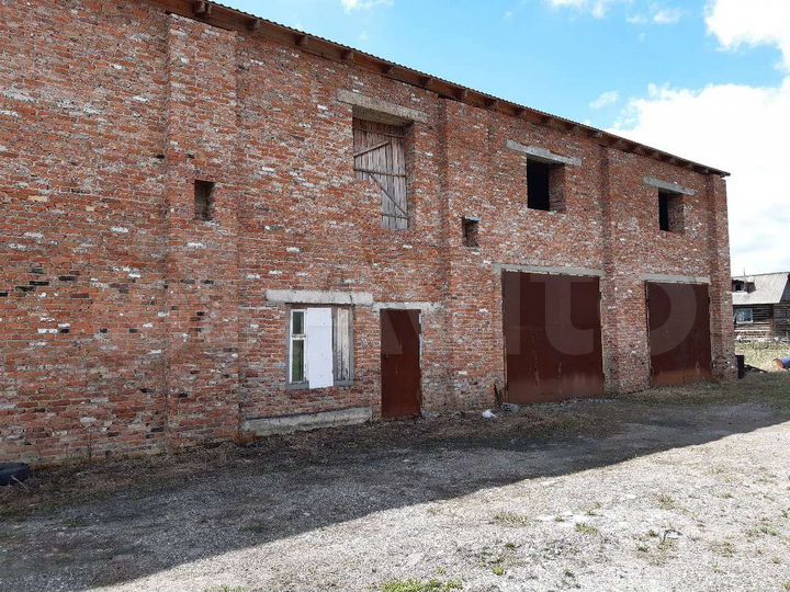 Гараж, > 30 м²