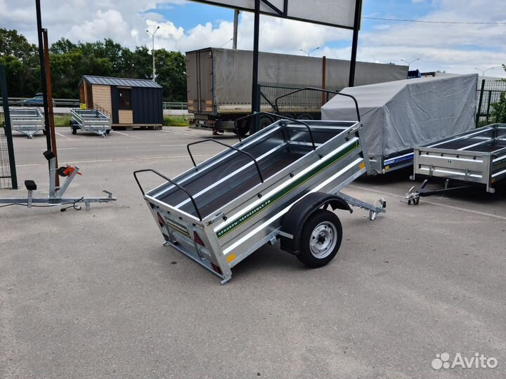 Прицеп на легковой автомобиль