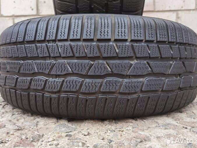 Continental ContiWinterContact TS 830 P 215/60 R16 99H